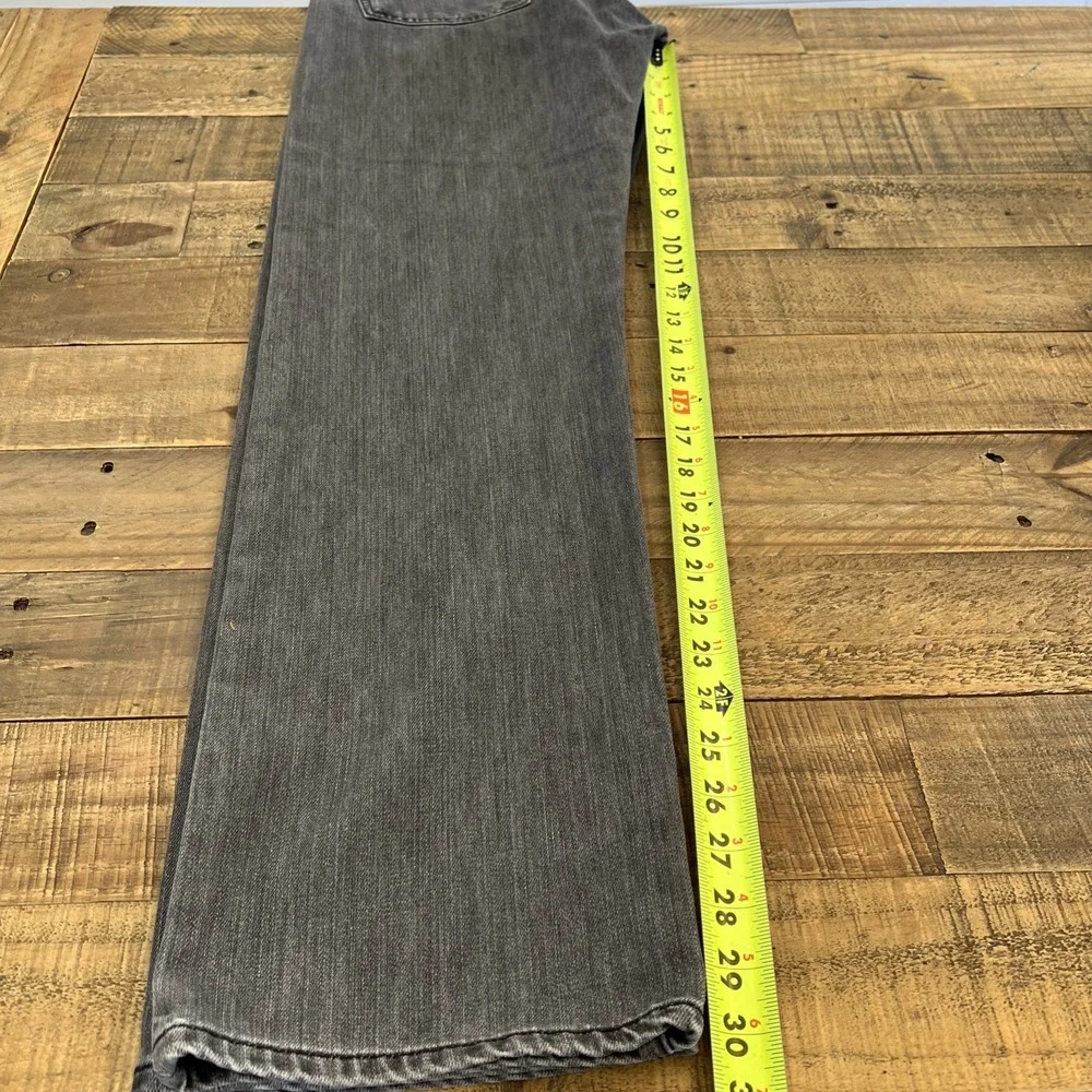 Levis 501 straight leg jeans Men 34X32 (35x31 ) Button Fly Gray Denim